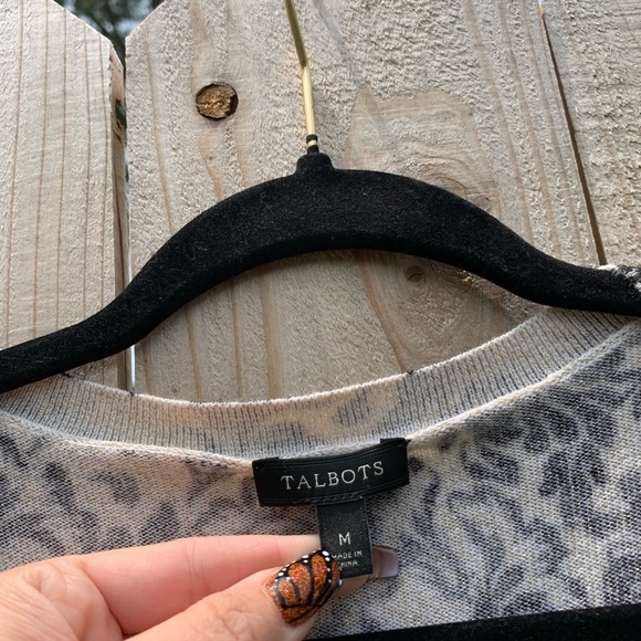 Talbots medium Black Cream Floral Shimmer Gold Women’s Cardigan Sweater - Picture 4 of 7